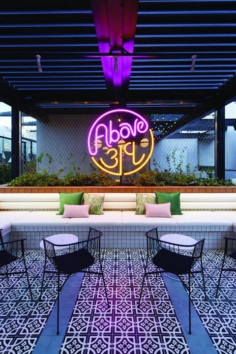Vibe Hotel Sydney Darling Harbour - Sunshine Coast Tourism 5