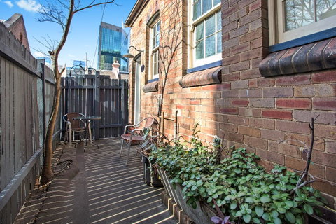 Sydney Harbour Bed And Breakfast - Sunshine Coast Tourism 6