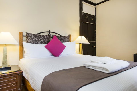 Sydney Harbour Bed And Breakfast - Sunshine Coast Tourism 11
