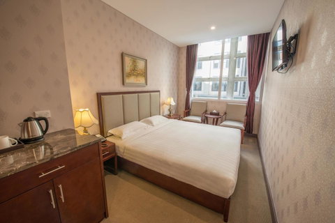 Megaboom City Hotel - Sunshine Coast Tourism 28