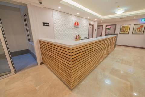 Megaboom City Hotel - Sunshine Coast Tourism 30