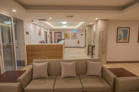 Megaboom City Hotel - Sunshine Coast Tourism 6