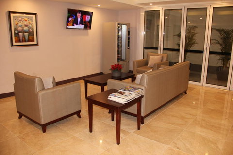 Megaboom City Hotel - Sunshine Coast Tourism 4