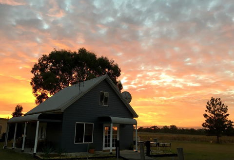 Madigan Wine Country Cottages - Sunshine Coast Tourism 15