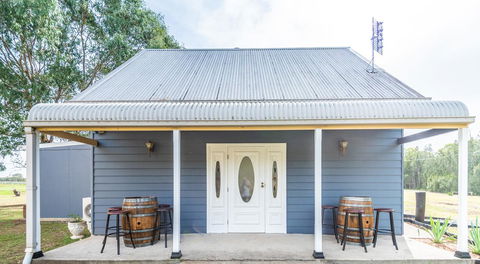 Madigan Wine Country Cottages - Sunshine Coast Tourism 20