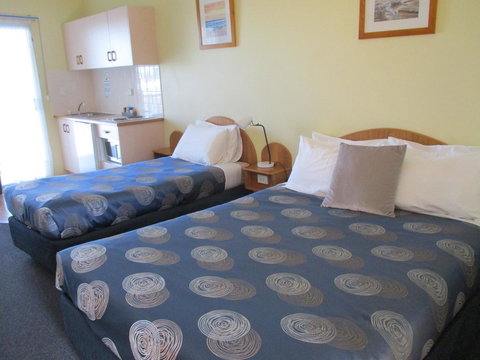South Seas Motel - Sunshine Coast Tourism 2