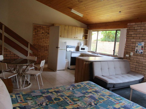 South Seas Motel - Sunshine Coast Tourism 5