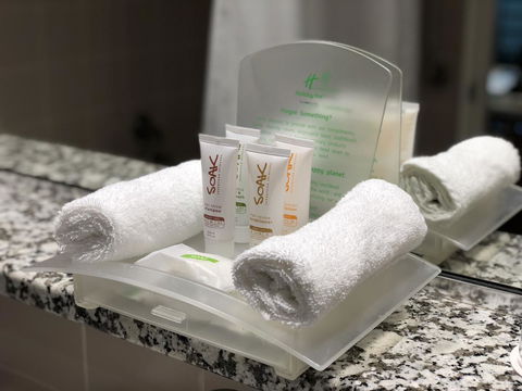 Crowne Plaza Sydney Airport, An IHG Hotel - Holiday Sunshine Coast 23