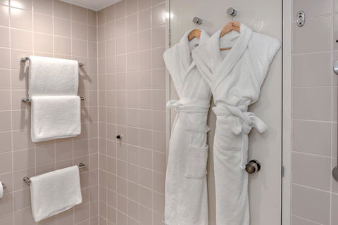 Crowne Plaza Sydney Airport, An IHG Hotel - Holiday Sunshine Coast 24