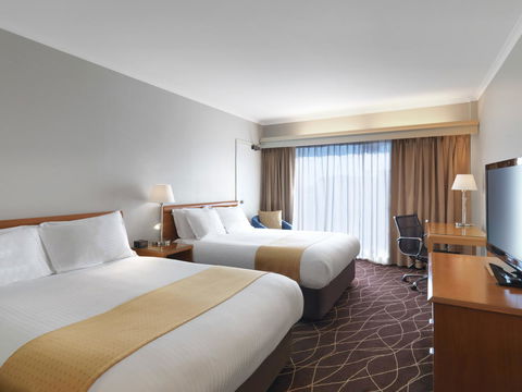 Crowne Plaza Sydney Airport, An IHG Hotel - Holiday Sunshine Coast 1