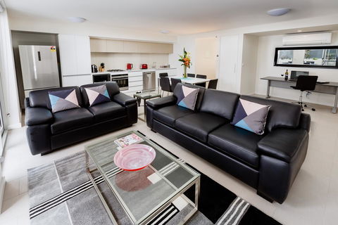 Hamilton Executive Apartments - Sunshine Coast Tourism 35