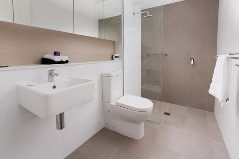 Hamilton Executive Apartments - Sunshine Coast Tourism 26
