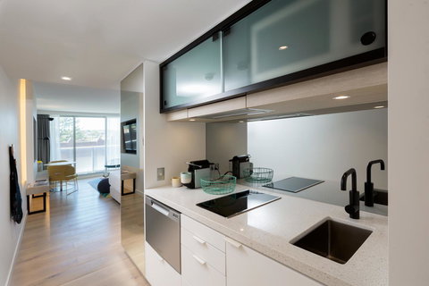 QT Bondi - Holiday Sunshine Coast 3