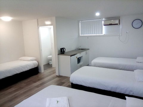 Appin Village Motel - Holiday Sunshine Coast 16