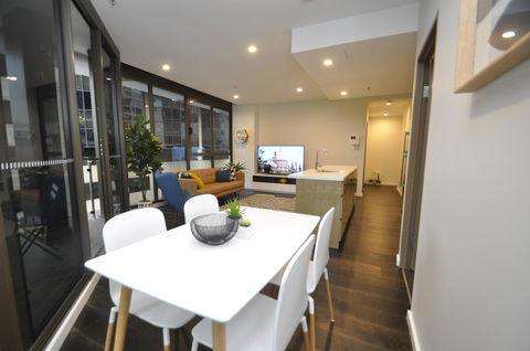 Orange Stay Sydney CBD - Sunshine Coast Tourism 3