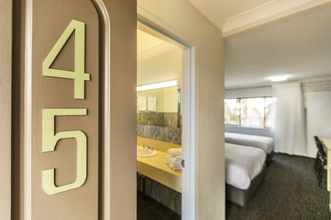 Boomerang Hotel - Sunshine Coast Tourism 31