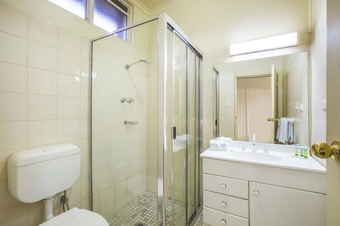 Boomerang Hotel - Sunshine Coast Tourism 20
