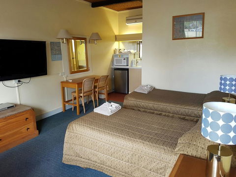 Temora Motel - Sunshine Coast Tourism 4