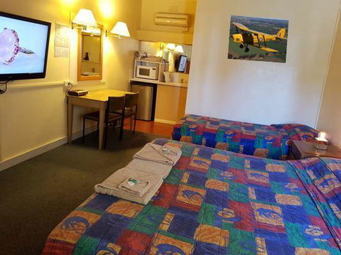 Temora Motel - Sunshine Coast Tourism 2