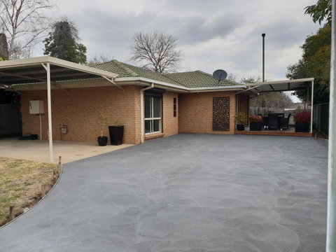 Belle In Bowral - Sunshine Coast Tourism 25