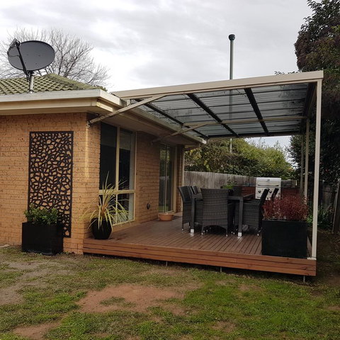 Belle In Bowral - Sunshine Coast Tourism 0