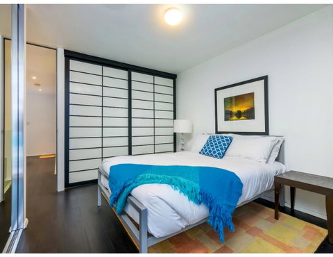 Urban Loft Close To Sydney Hot Spots - Sunshine Coast Tourism 1