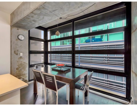 Urban Loft Close To Sydney Hot Spots - Sunshine Coast Tourism 5