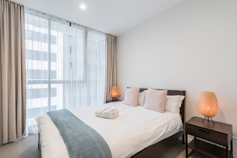 Sydney CBD Modern 2 Bedroom Apartment + Free Car Parking - Sunshine Coast Tourism 14