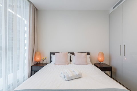 Sydney CBD Modern 2 Bedroom Apartment + Free Car Parking - Sunshine Coast Tourism 13