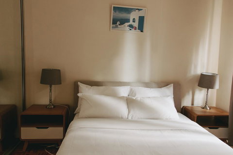 Lotus Stay Manly - Apartment 29B - Holiday Sunshine Coast 1