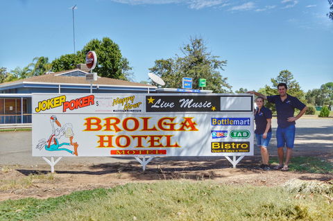 Brolga Hotel Motel - Coleambally - Sunshine Coast Tourism 0