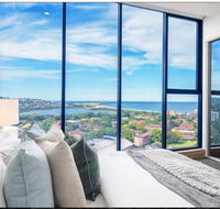 The Lighthouse - Holiday Sunshine Coast