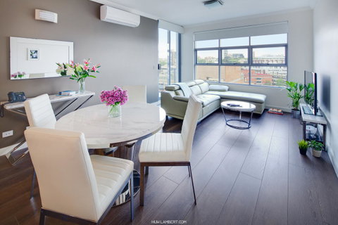 Zara Tower â€“ Luxury Suites And Apartments - Sunshine Coast Tourism 30