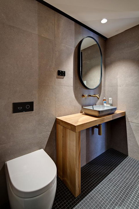 Zara Tower â€“ Luxury Suites And Apartments - Sunshine Coast Tourism 6