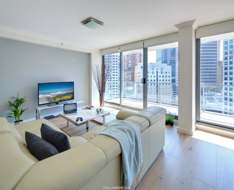 Zara Tower â€“ Luxury Suites And Apartments - Sunshine Coast Tourism 28