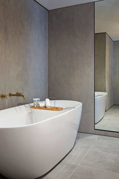 Zara Tower â€“ Luxury Suites And Apartments - Sunshine Coast Tourism 2