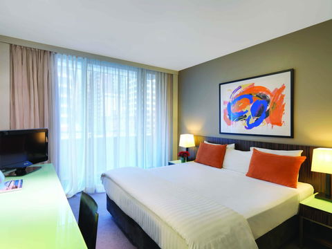 Adina Apartment Hotel Sydney, Darling Harbour - Holiday Sunshine Coast 12