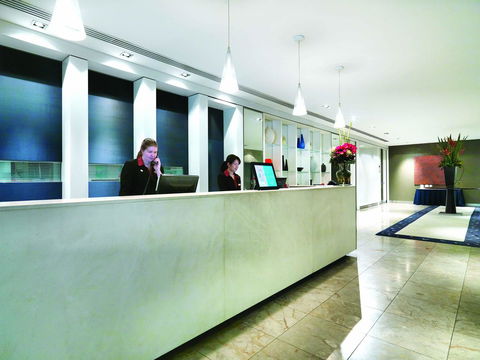 Adina Apartment Hotel Sydney, Darling Harbour - Holiday Sunshine Coast 11