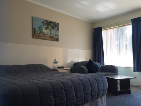 Deniliquin Motel - Sunshine Coast Tourism 7