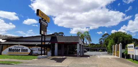Highway Motor Inn Taree - Sunshine Coast Tourism 3