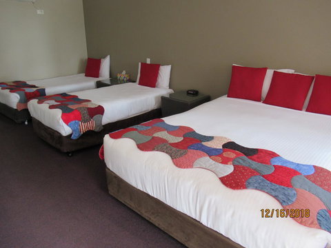 Moruya Motel - Sunshine Coast Tourism 6
