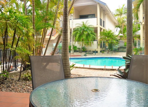 Outrigger Bay - Sunshine Coast Tourism 2