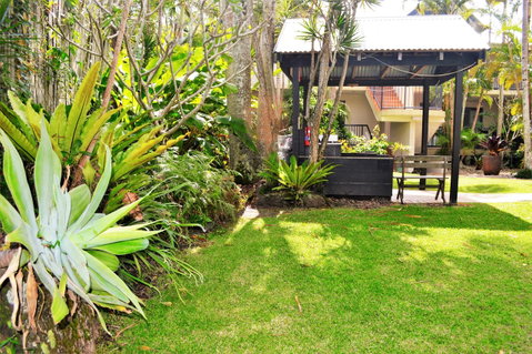 Outrigger Bay - Sunshine Coast Tourism 14