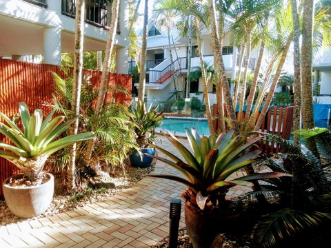 Outrigger Bay - Sunshine Coast Tourism 0
