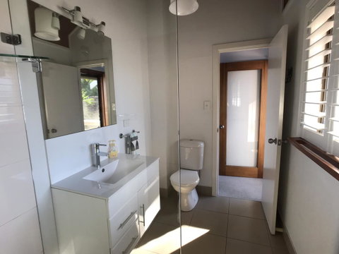 Treetops Everglades Villa - Sunshine Coast Tourism 22