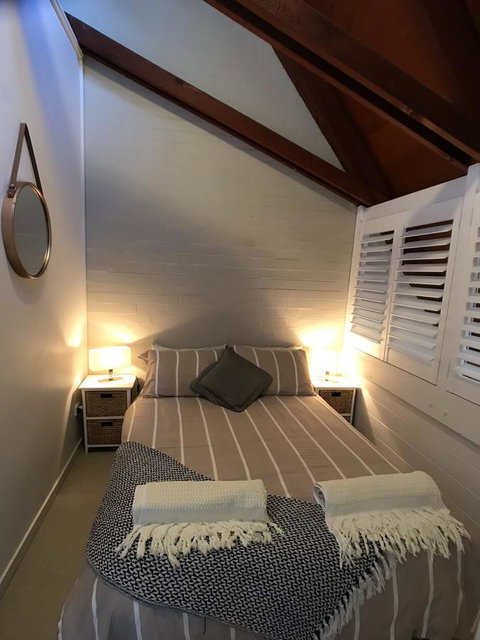 Treetops Everglades Villa - Sunshine Coast Tourism 6