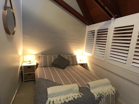 Treetops Everglades Villa - Sunshine Coast Tourism 7
