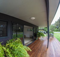 Rocketz at Berrara Beach - Holiday Sunshine Coast