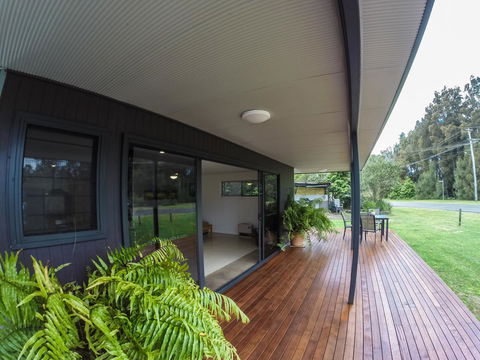 Rocketz At Berrara Beach - Sunshine Coast Tourism 0