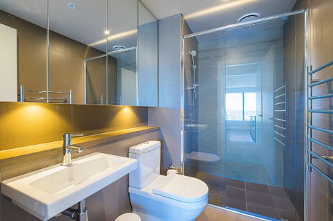 Australian Tower Stay - Holiday Sunshine Coast 28